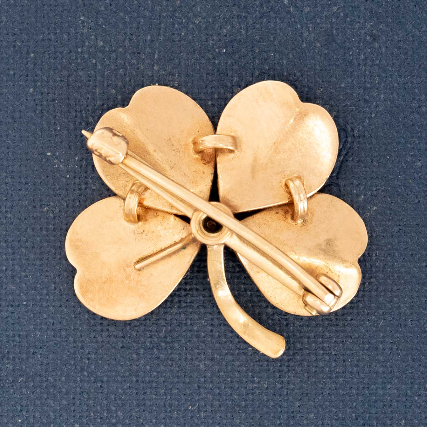 Victorian sentimental jewelry brooch shaped as four-leaf clover