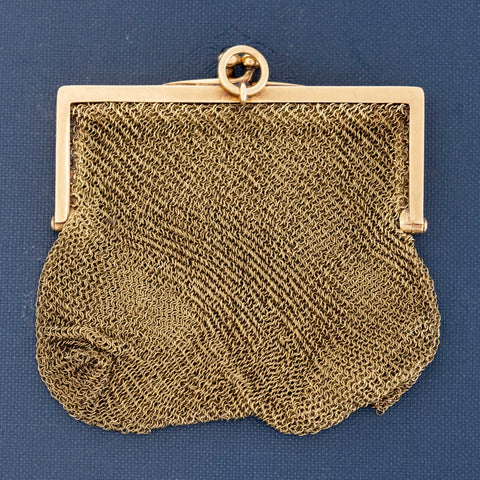 2.95ctw Antique Sapphire Mesh Purse Pendant