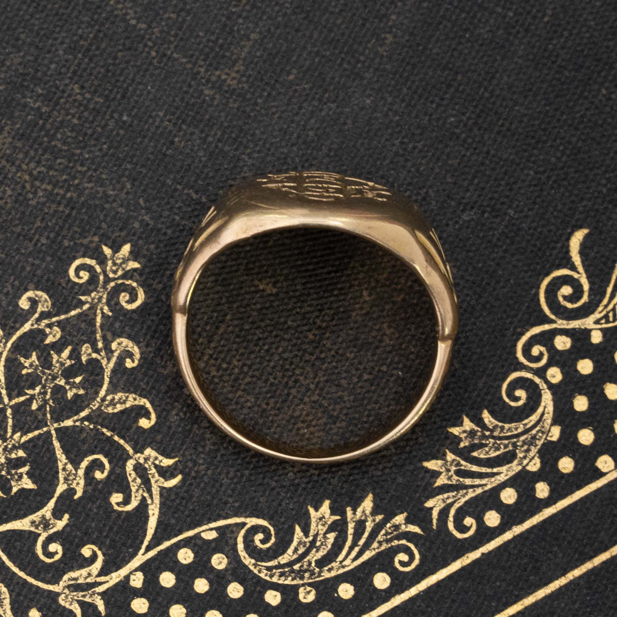 ANTIQUE "SP" SIGNET RING