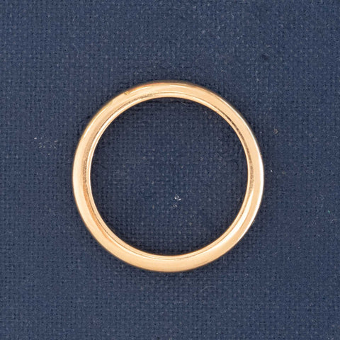 Antique 18kt gold wedding band, perfect for vintage jewelry lovers.