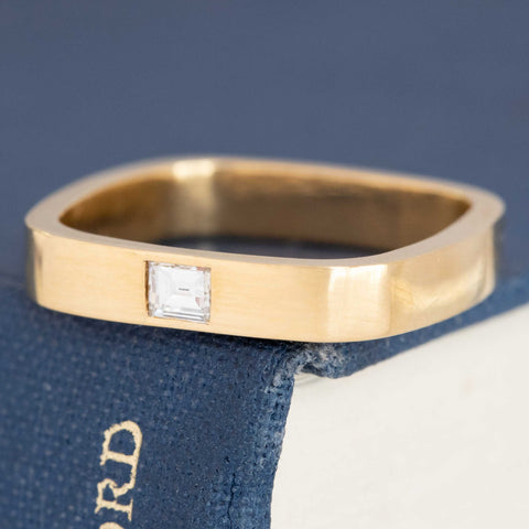 Baguette Cut Diamond Square Shank Band