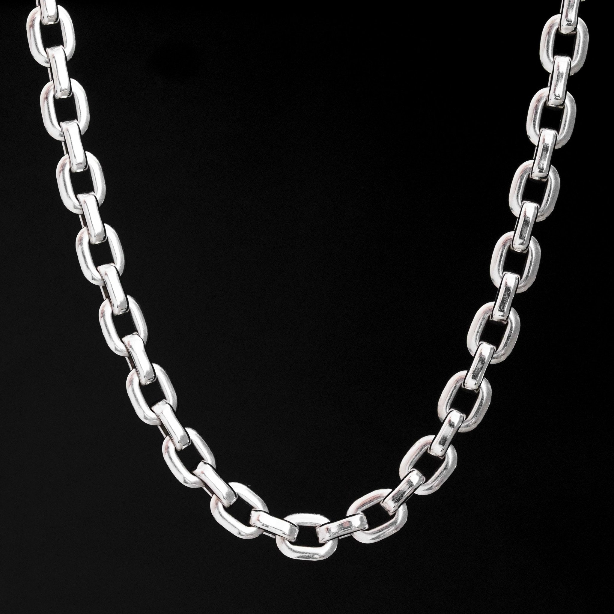 Cable Link Chain, by Cartier