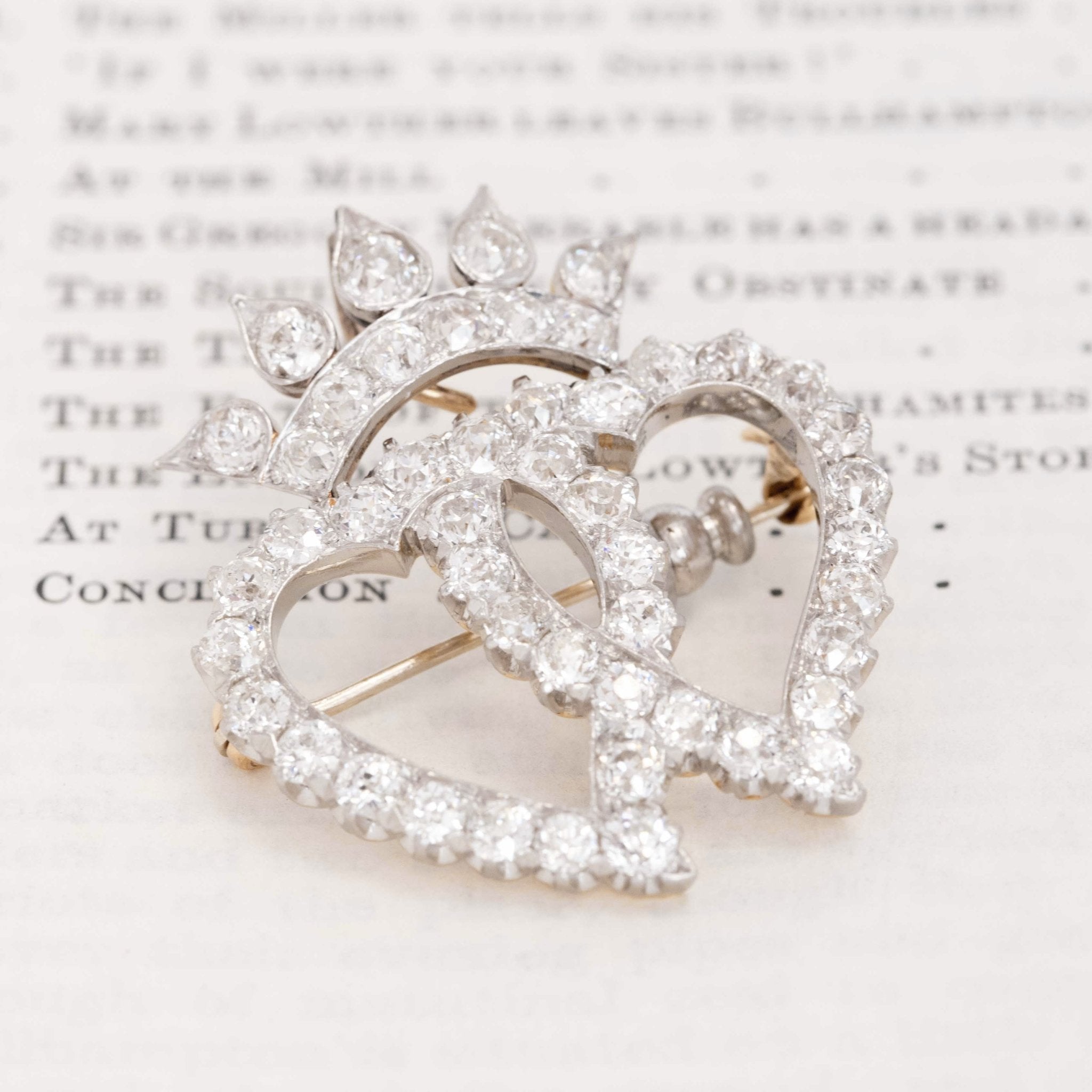 Romantic antique diamond brooch from the Edwardian era