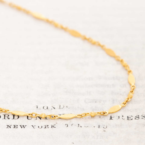 High karat fancy link chain necklace in 24kt yellow gold – alternate view 3