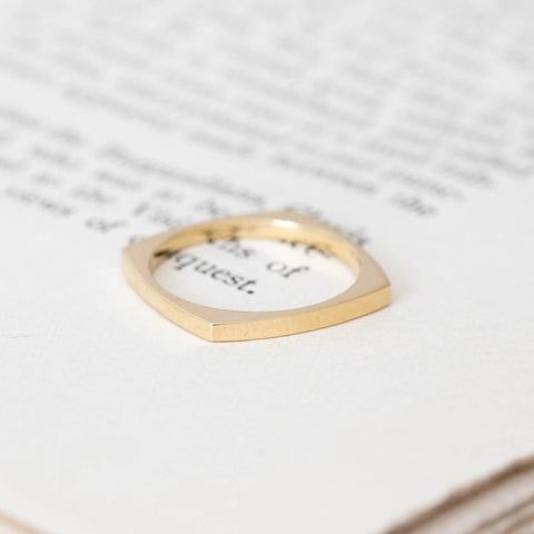 JbyG Square Shank Gender Neutral Band, 1.50mm in 20kt Yellow Gold
