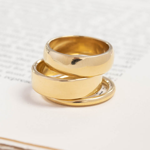 Men's 22kt Square Shank Wedding Band, 6.9mm
