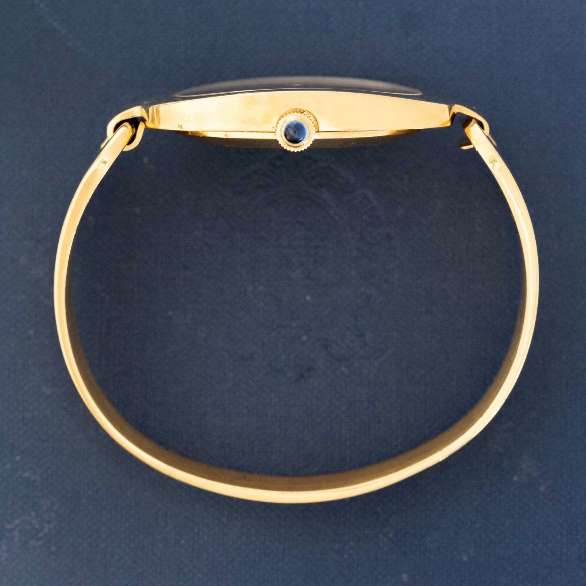Elegant vintage VCA gold bracelet watch, minimalist dial