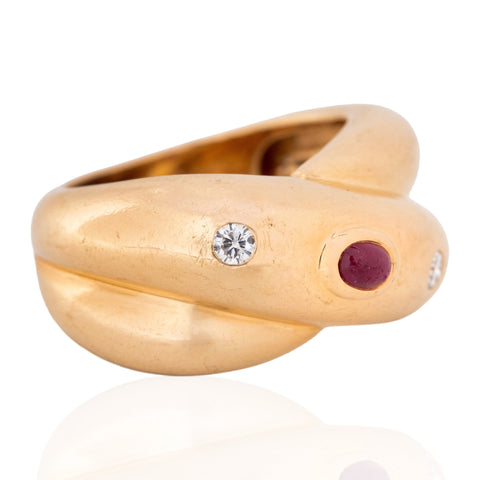 Cartier Colisée twist ring with cabochon ruby and diamonds