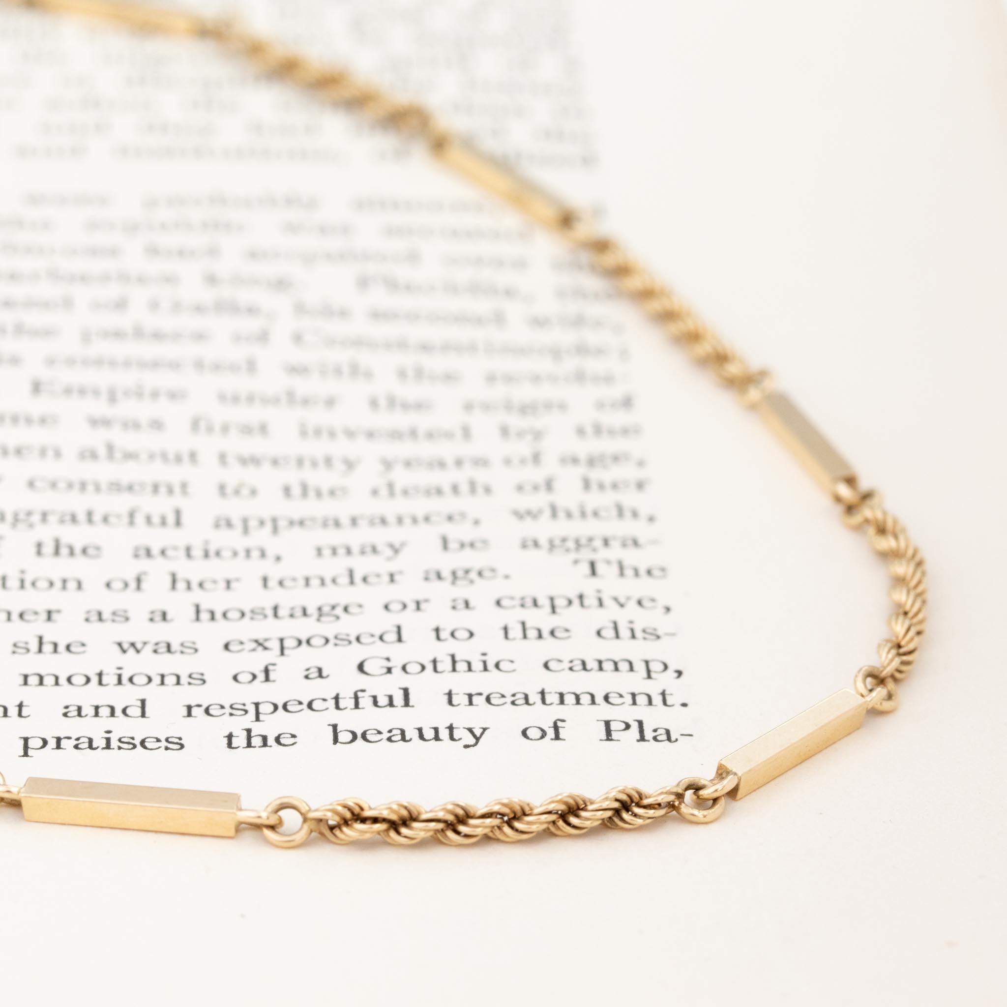 Vintage Block & Rope Chain