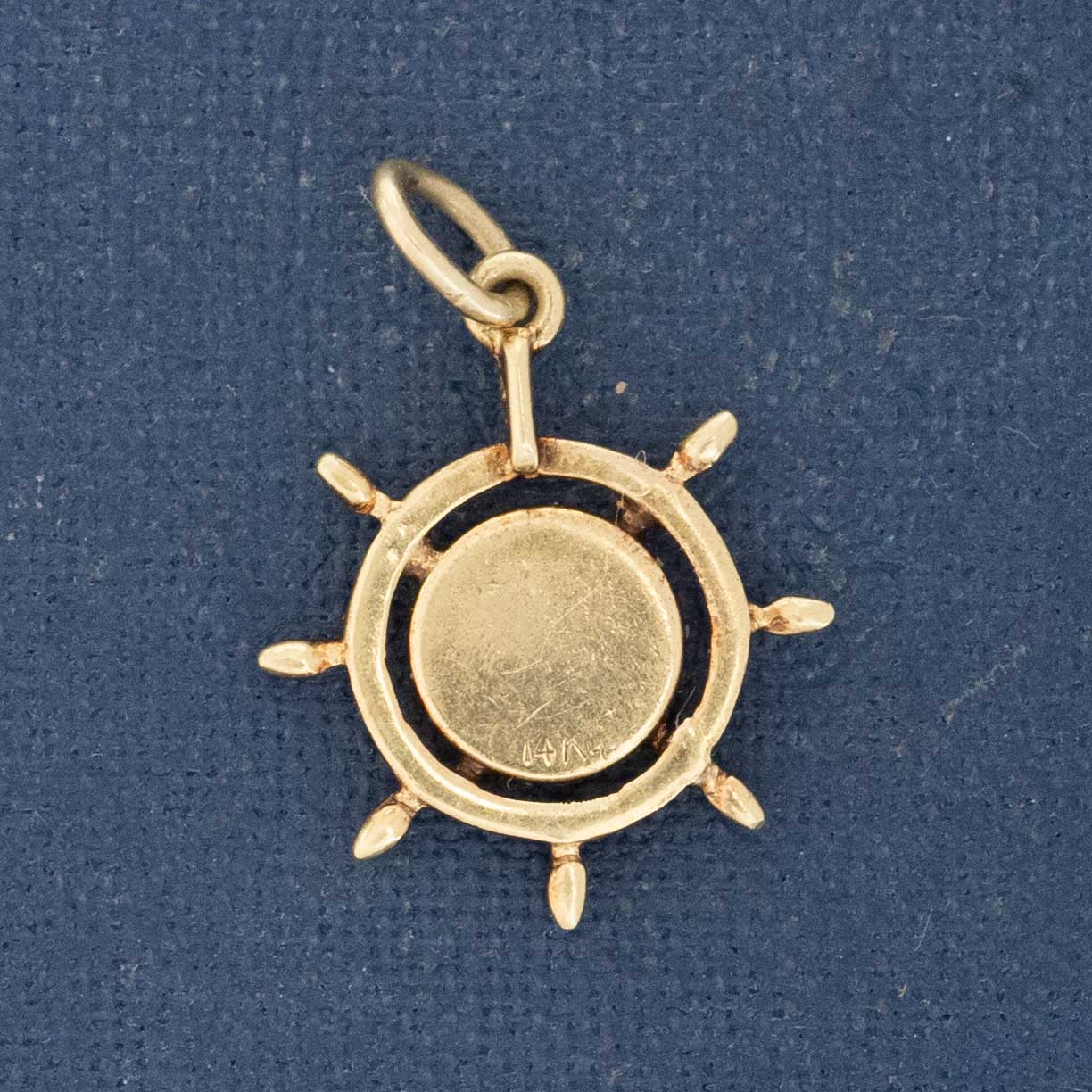 Vintage Captains Wheel Motif Clock Charm