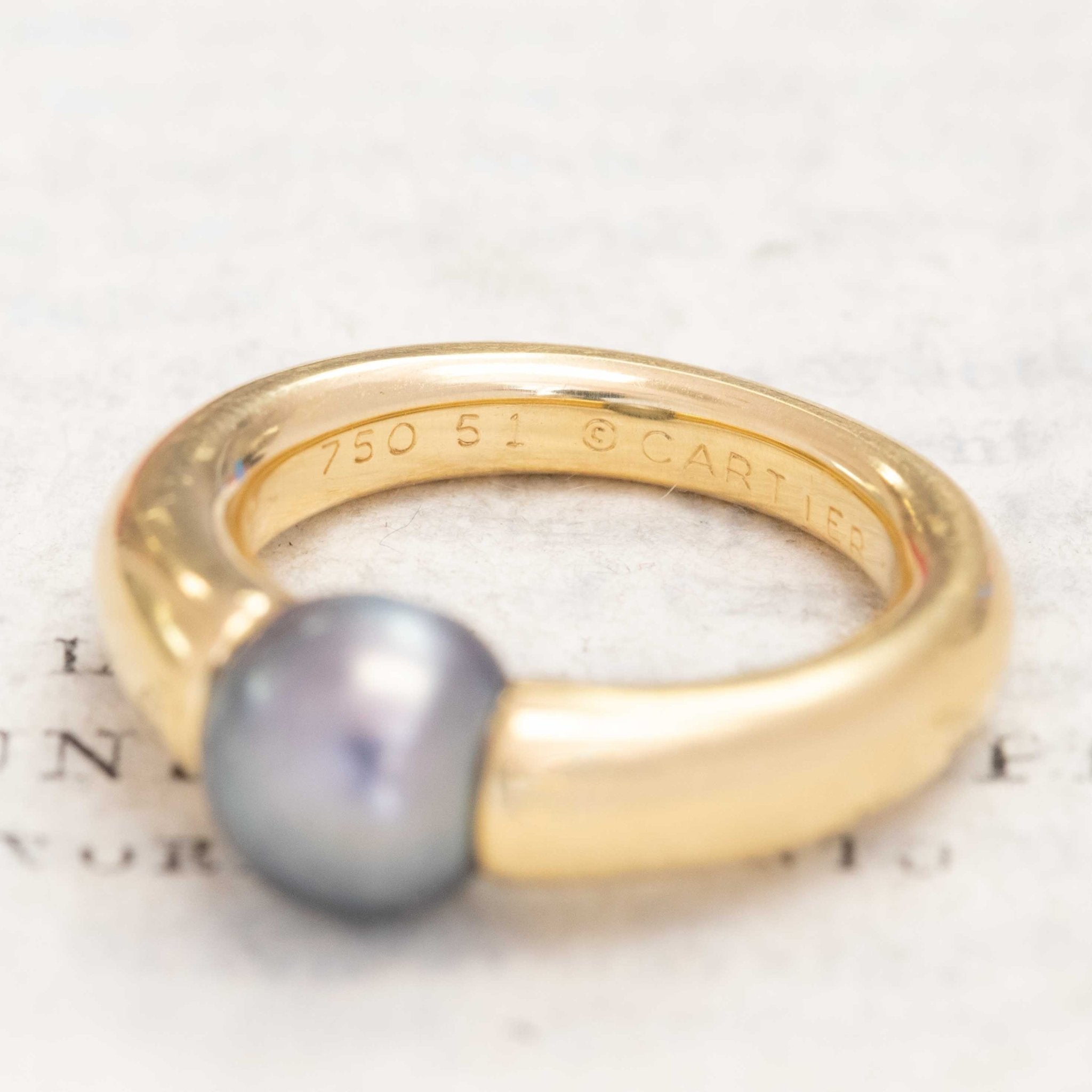 Cartier vintage jewelry ring, 18k yellow gold with black pearl, rare collectible Cartier