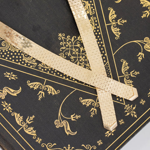 Vintage Crossover Mesh Gold Necklace by Tiffany & Co
