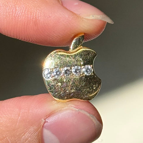 Vintage Apple company diamond apple charm in 18kt yellow gold with five diamonds – alternate view 2