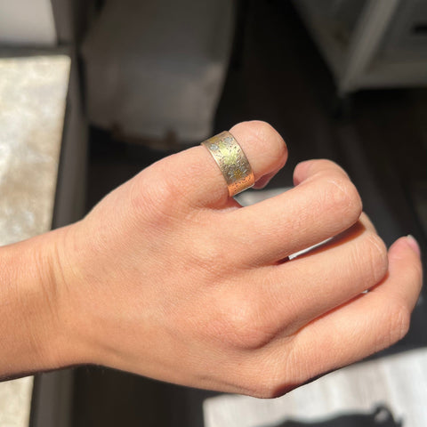 Vintage Flower Etching Band
