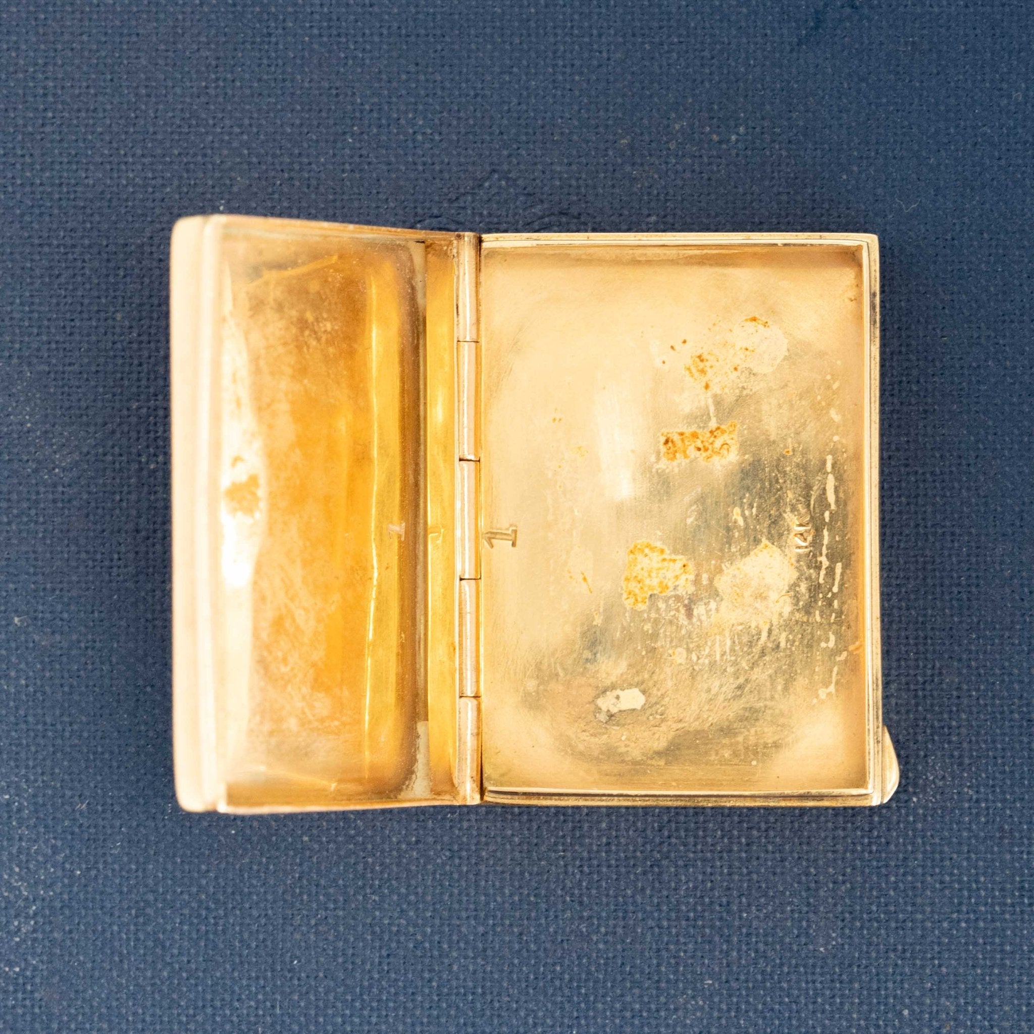 Luxury 14k gold vanity pill box collectible