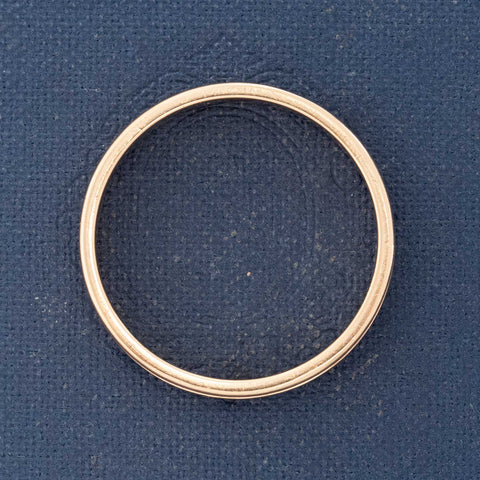 Vintage Fluted Wedding Band