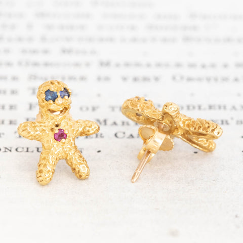 Vintage gingerbread man stud earrings in 18kt yellow gold with sapphire eyes – alternate view 3