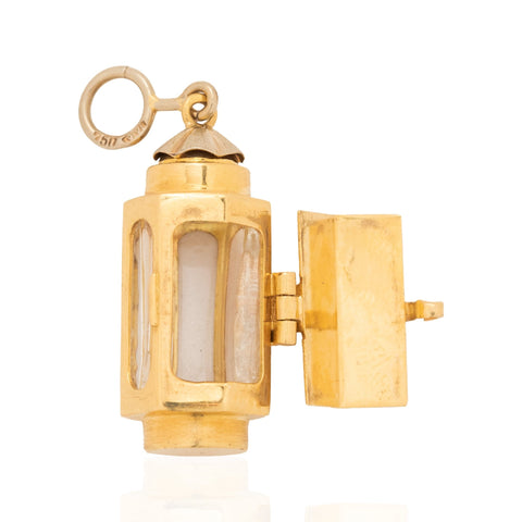 Vintage glass lantern pendant in 18kt yellow gold – alternate view 2