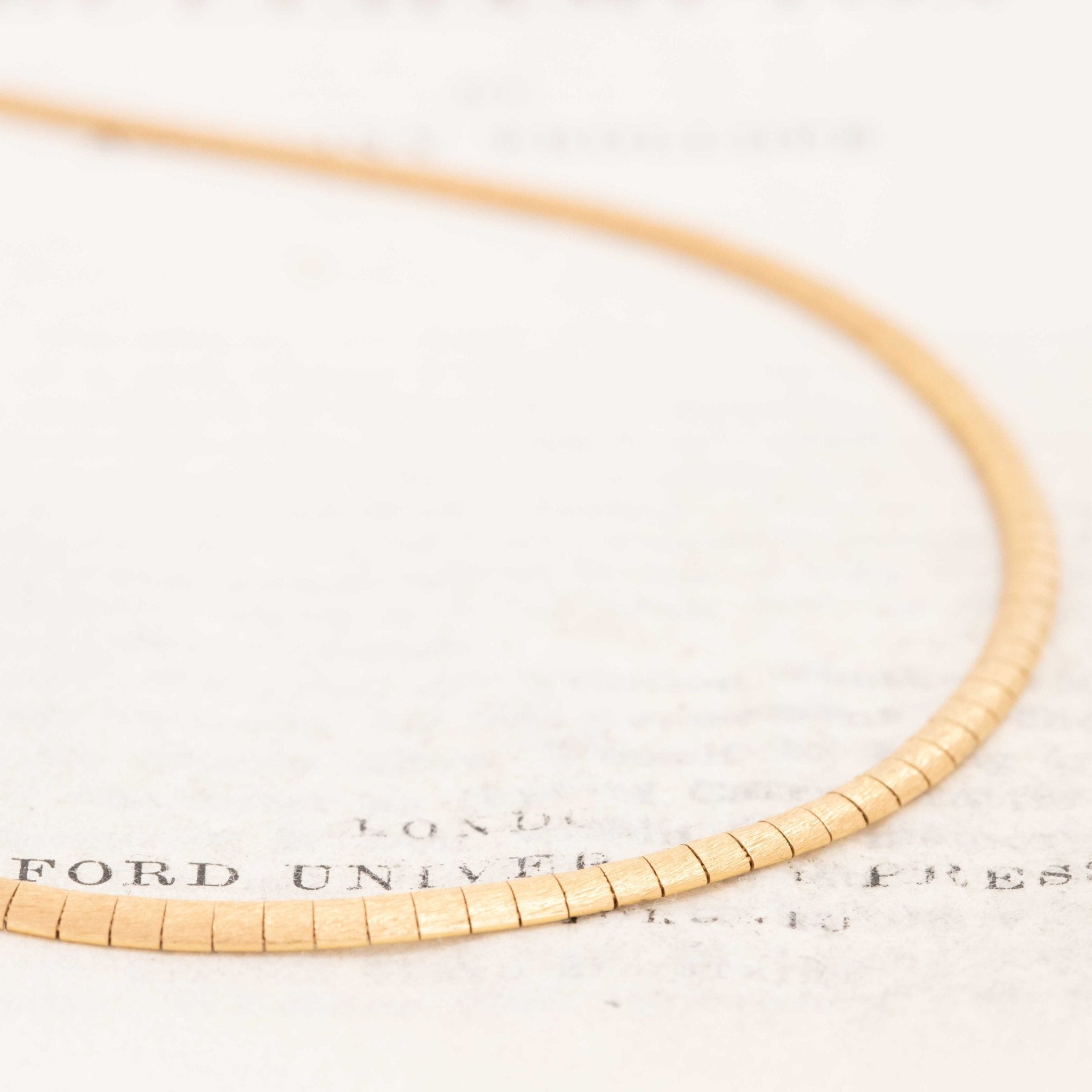 Italian vintage omega chain with soft satin finish