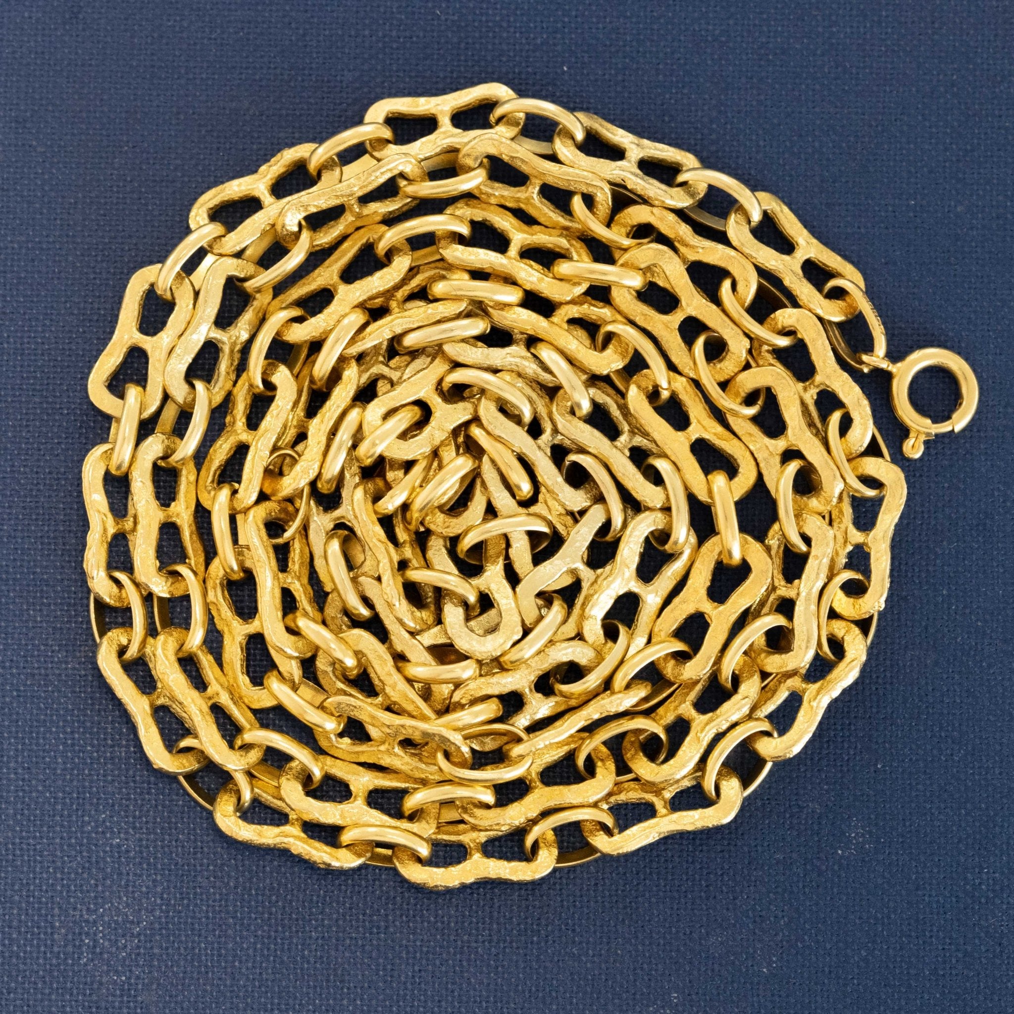 Vintage textured gold chain with sculptural links