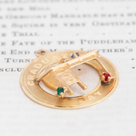 Vintage Graduation Charm, Desk Motif