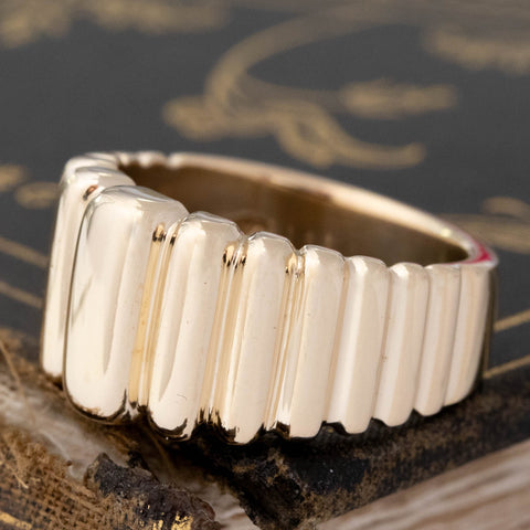 Vintage Grooved Band