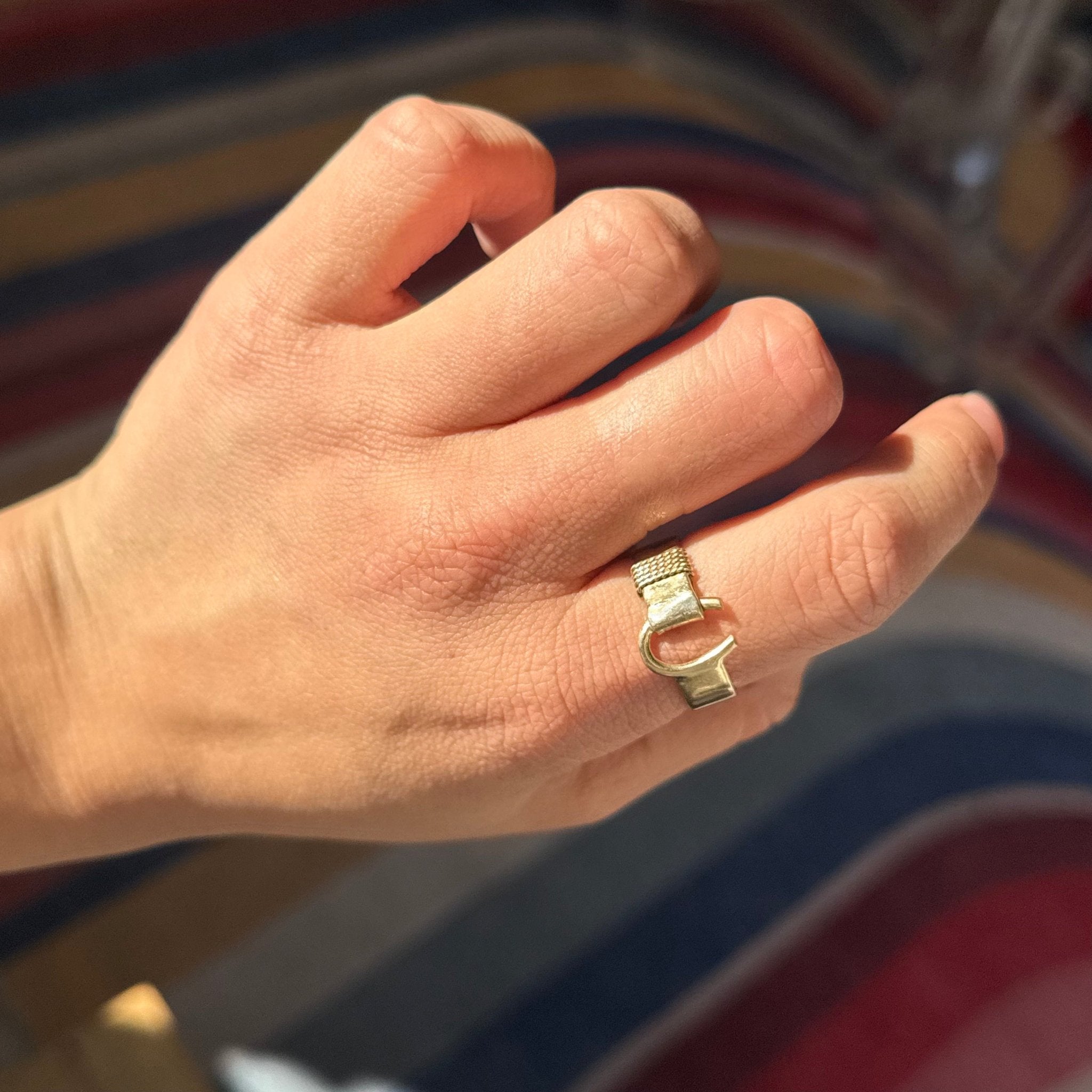 Vintage Hook/Horseshoe Band