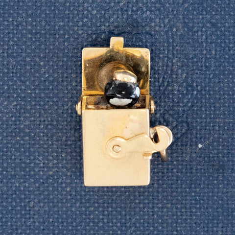 Vintage working jack in the box charm in 14kt yellow gold