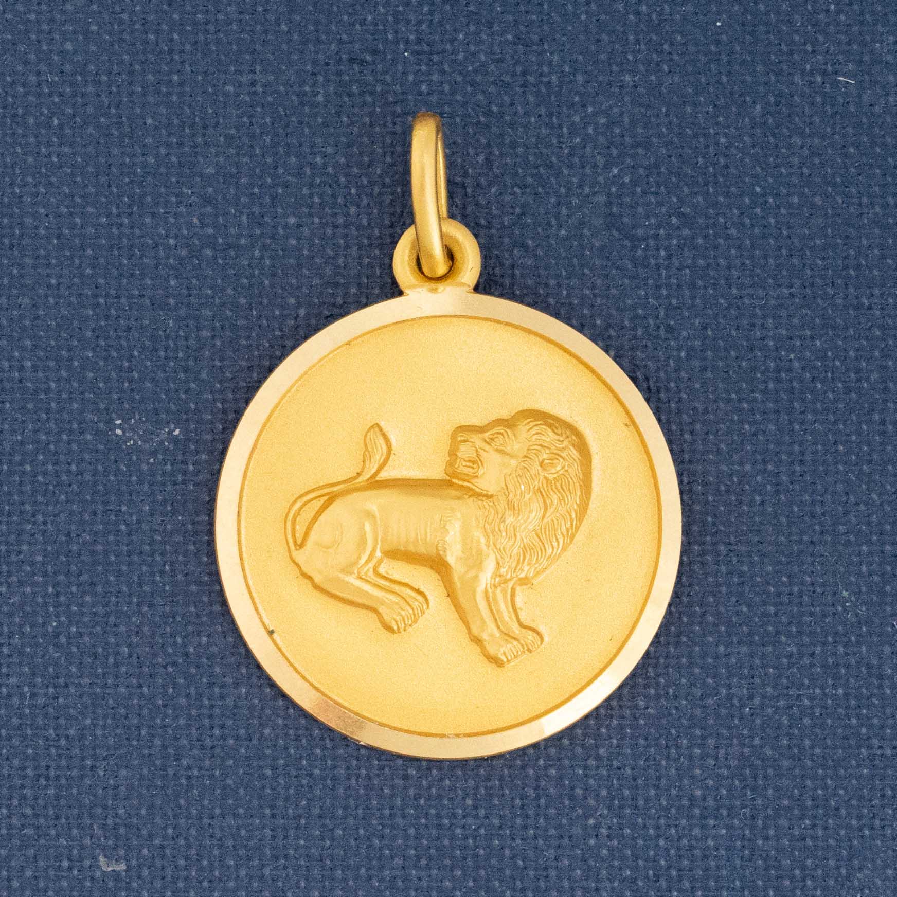 Vintage Lion Pendant