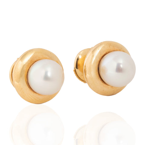 Vintage Cartier pearl stud earrings in 18kt yellow gold, 11.30mm
