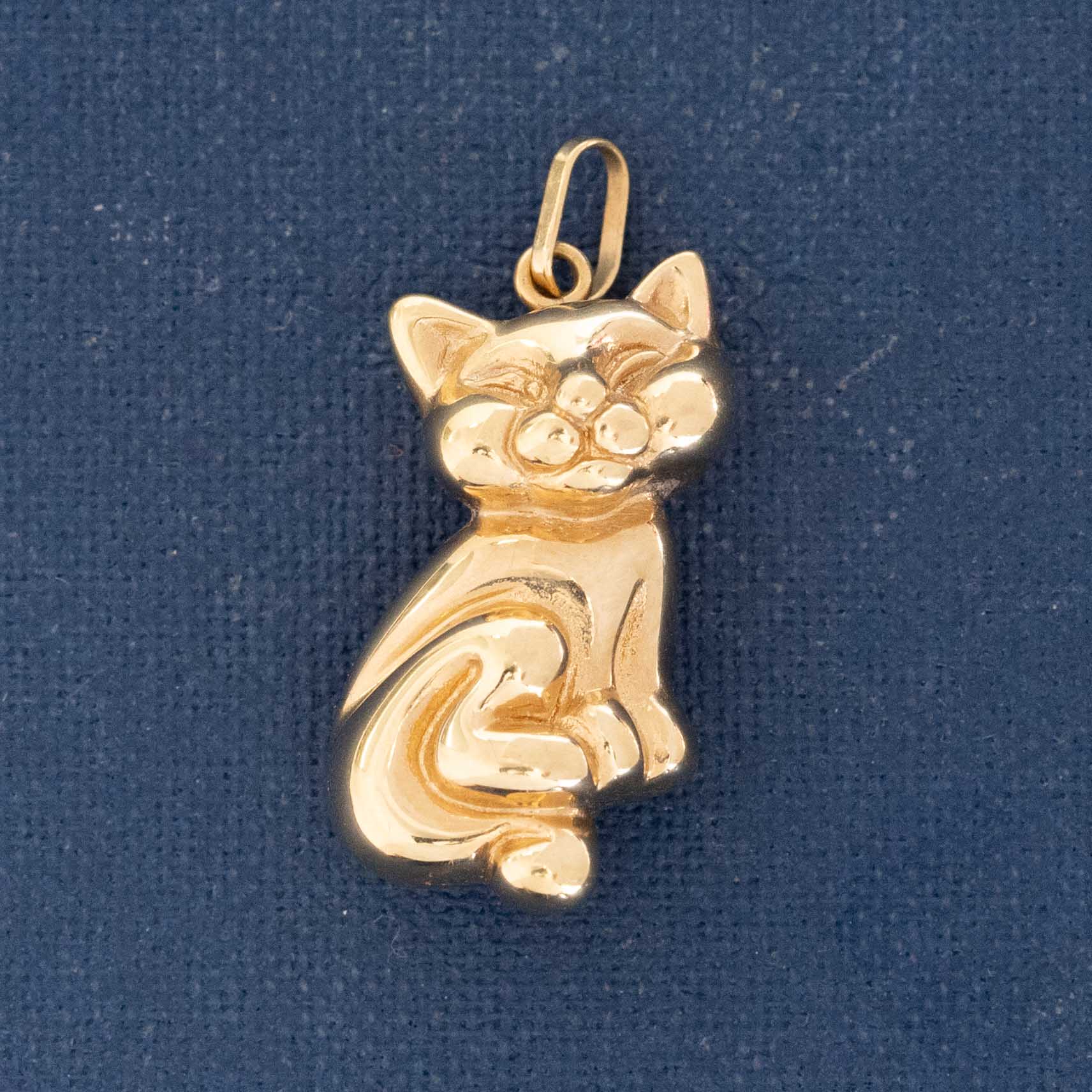 Vintage Puffy Cat Charm