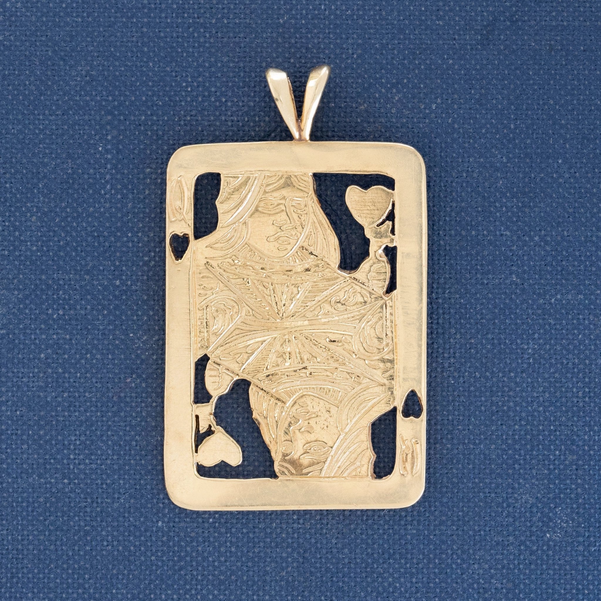 Vintage Queen of Hearts Pendant
