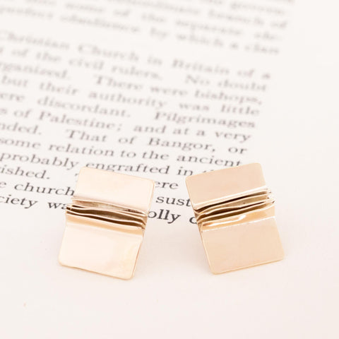Vintage Ripple Motif Gold Earrings