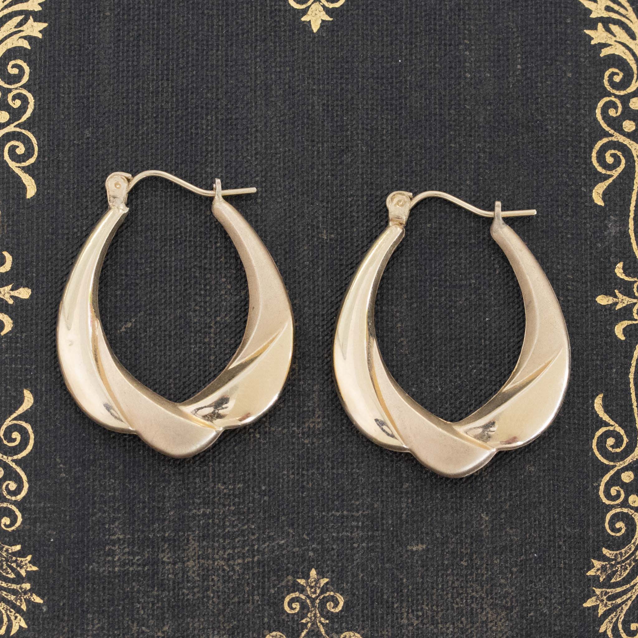 Vintage Scalloped Drop Hoop Earrings