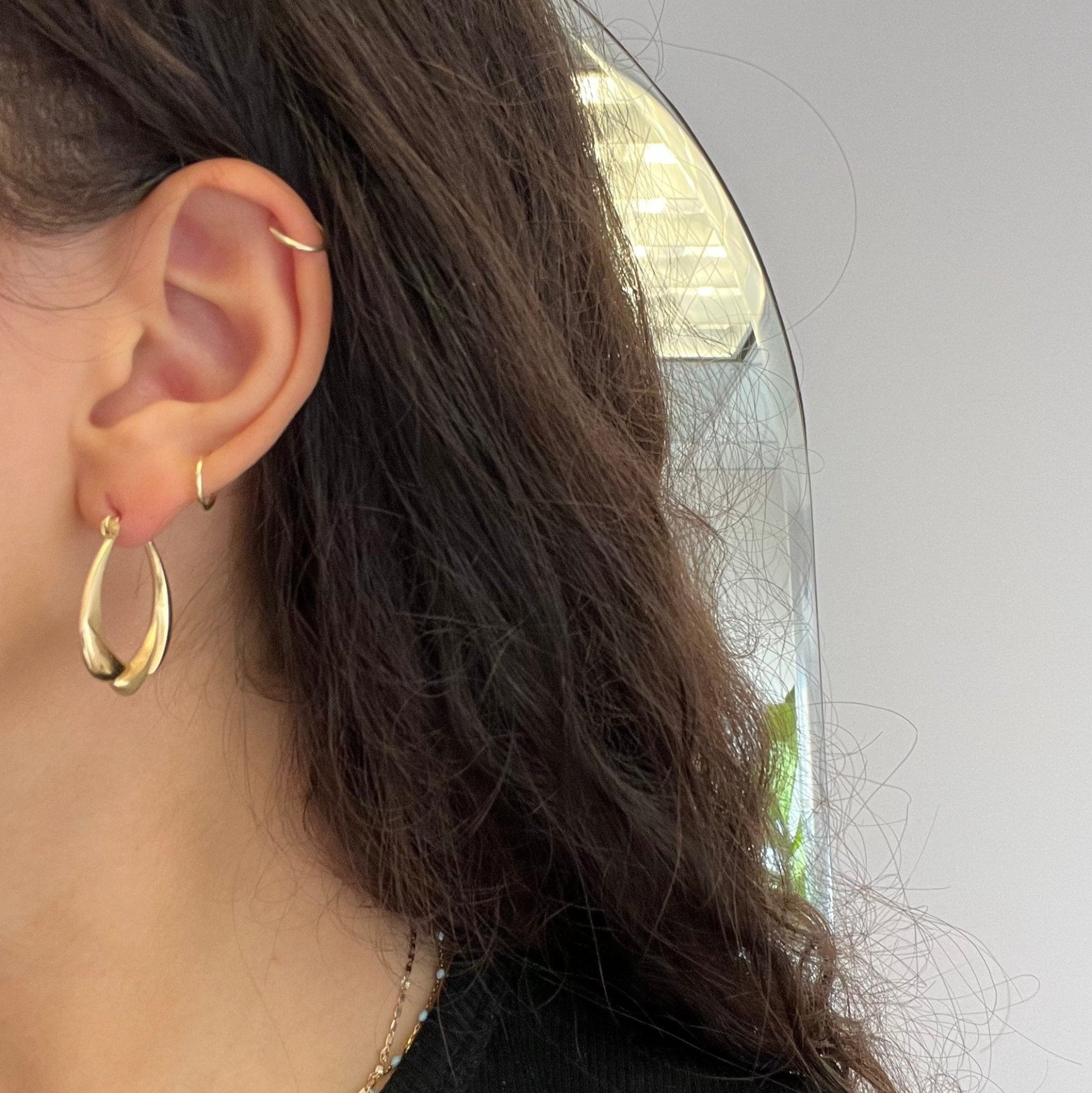 Vintage Scalloped Drop Hoop Earrings