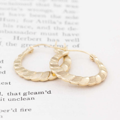 Vintage Scalloped Hoop Earrings