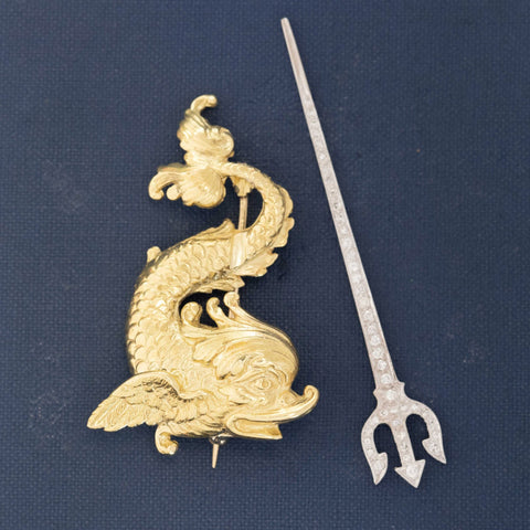 Mythical ocean creature brooch in gold 
