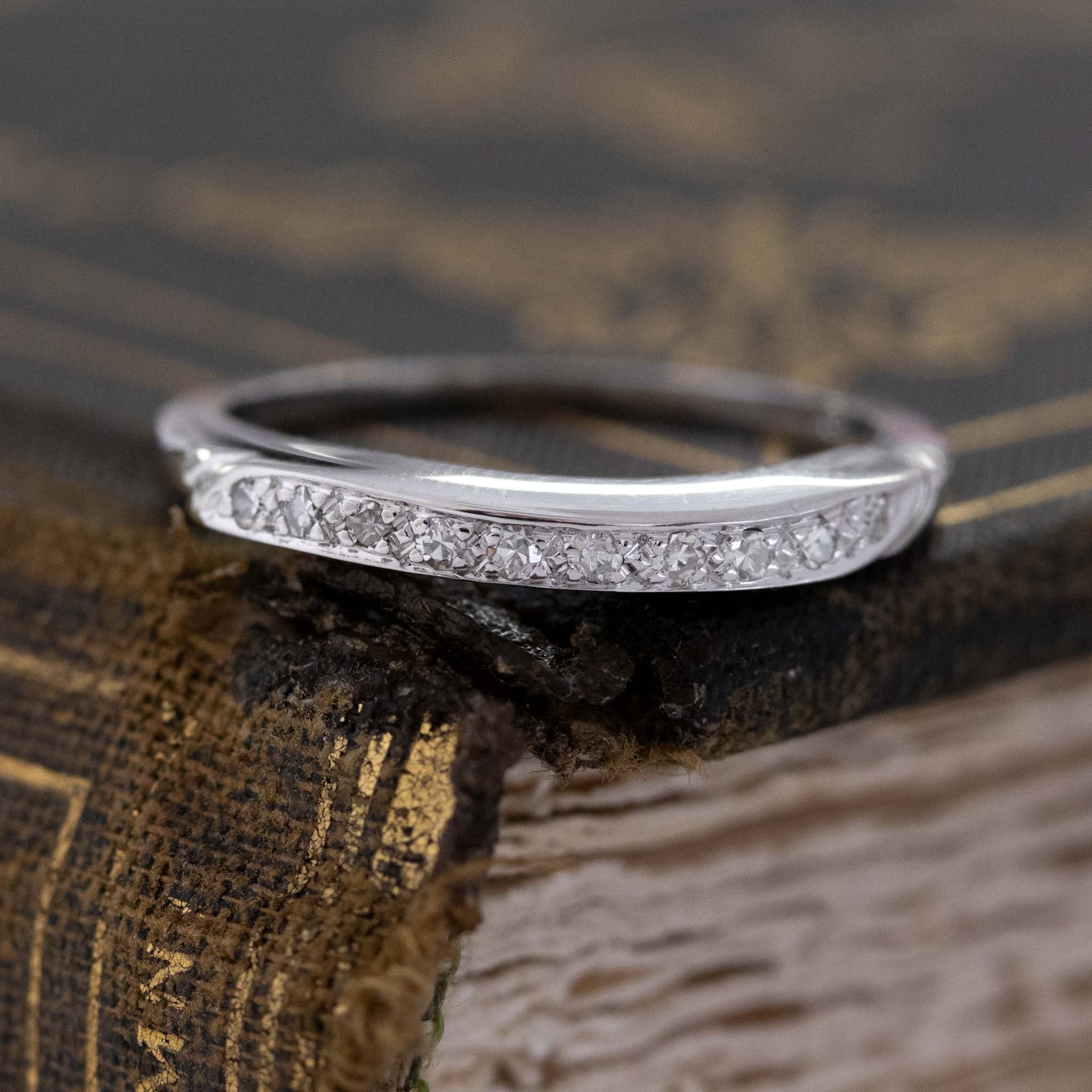Vintage Single Cut Diamond Band