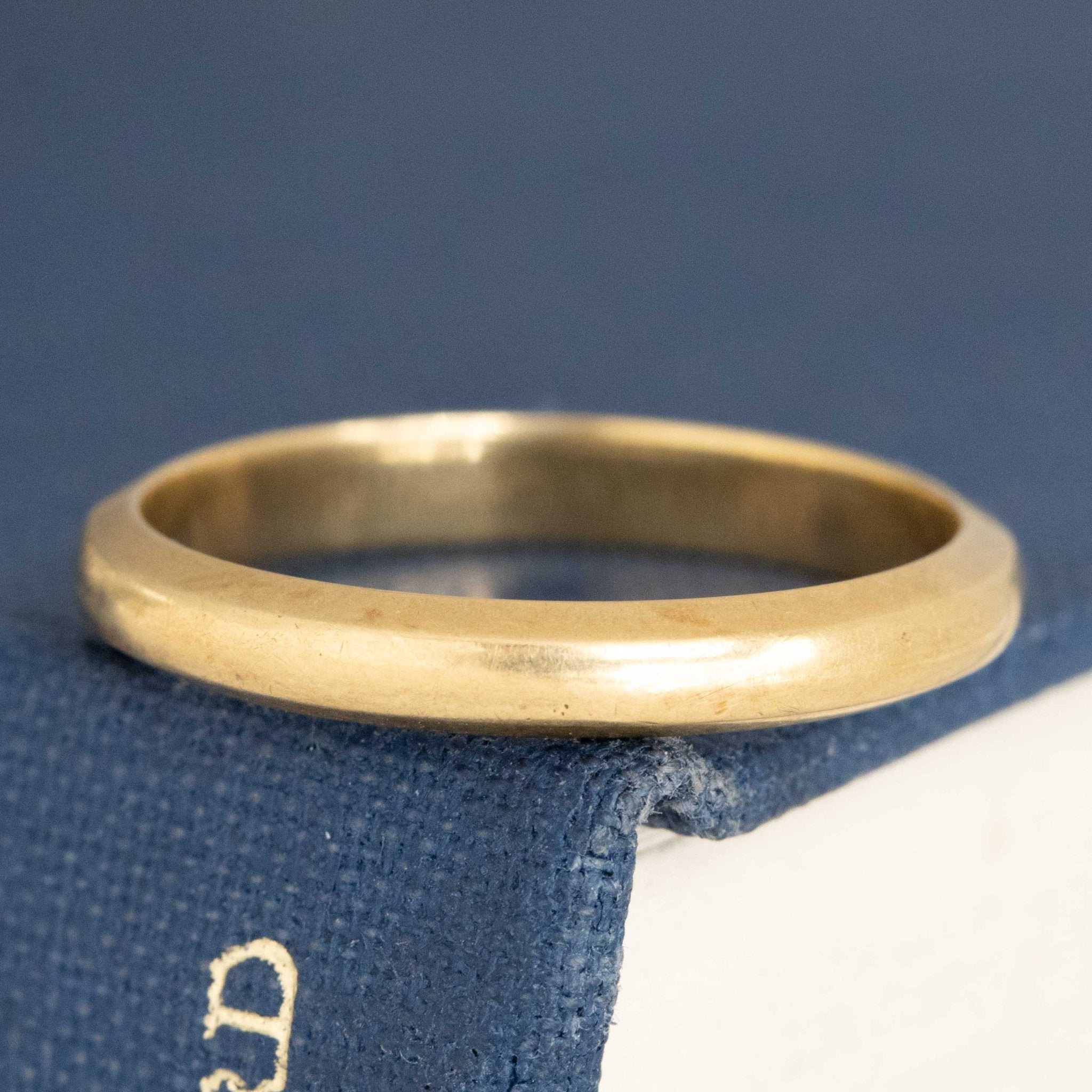 Vintage Slim Wedding Band, 2.8mm