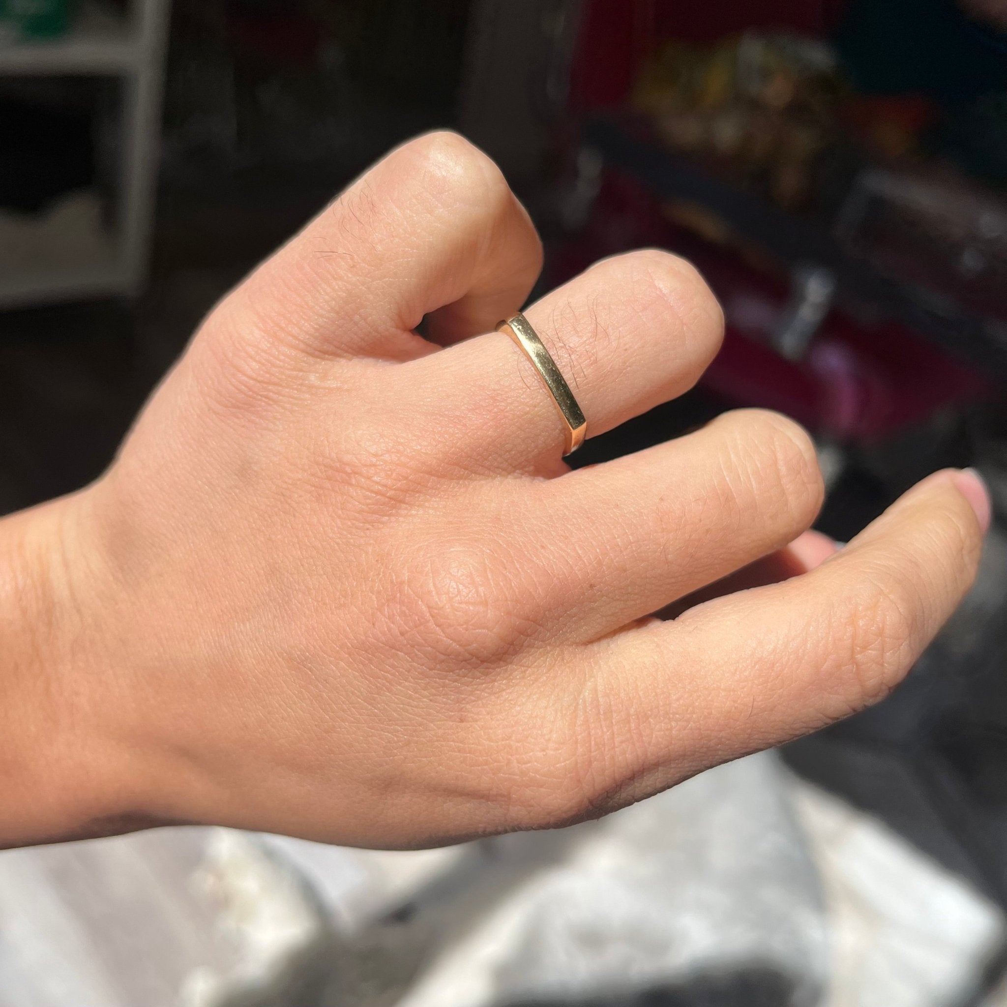 Vintage Square Shank Band