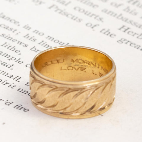 Vintage Wavy Wide Band