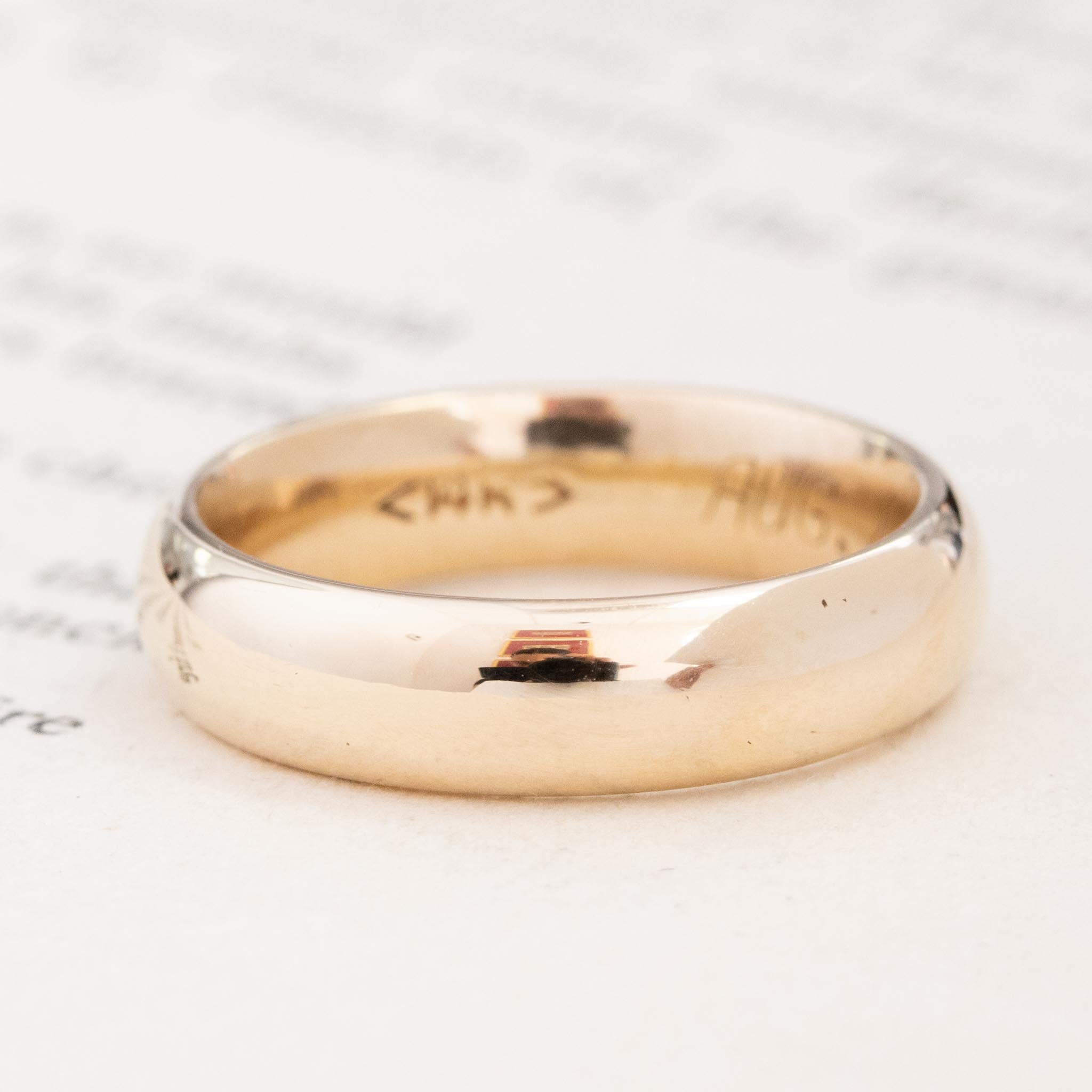 Vintage 14kt yellow gold wedding band