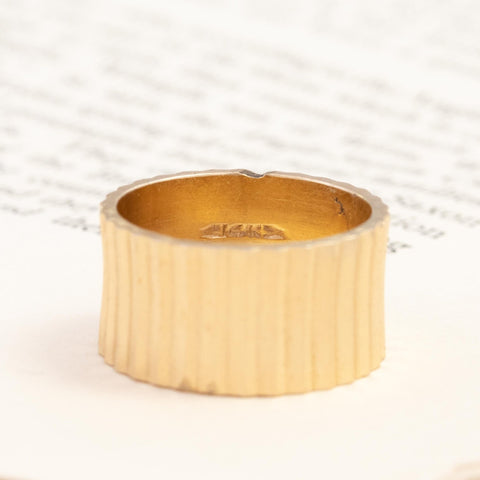 Vintage Wide Grooved Band