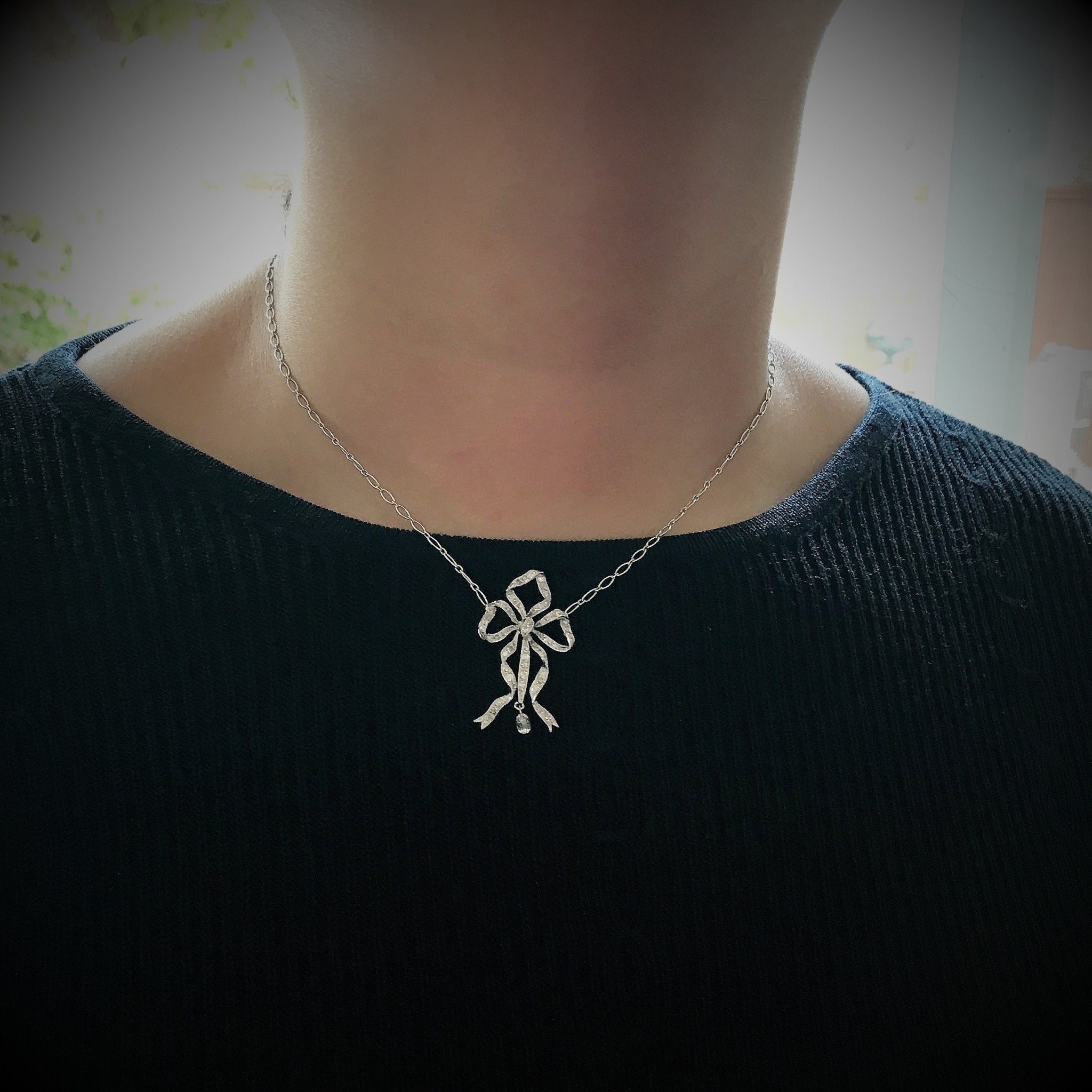 1.98ctw Edwardian Fancy Pave Bow Necklace