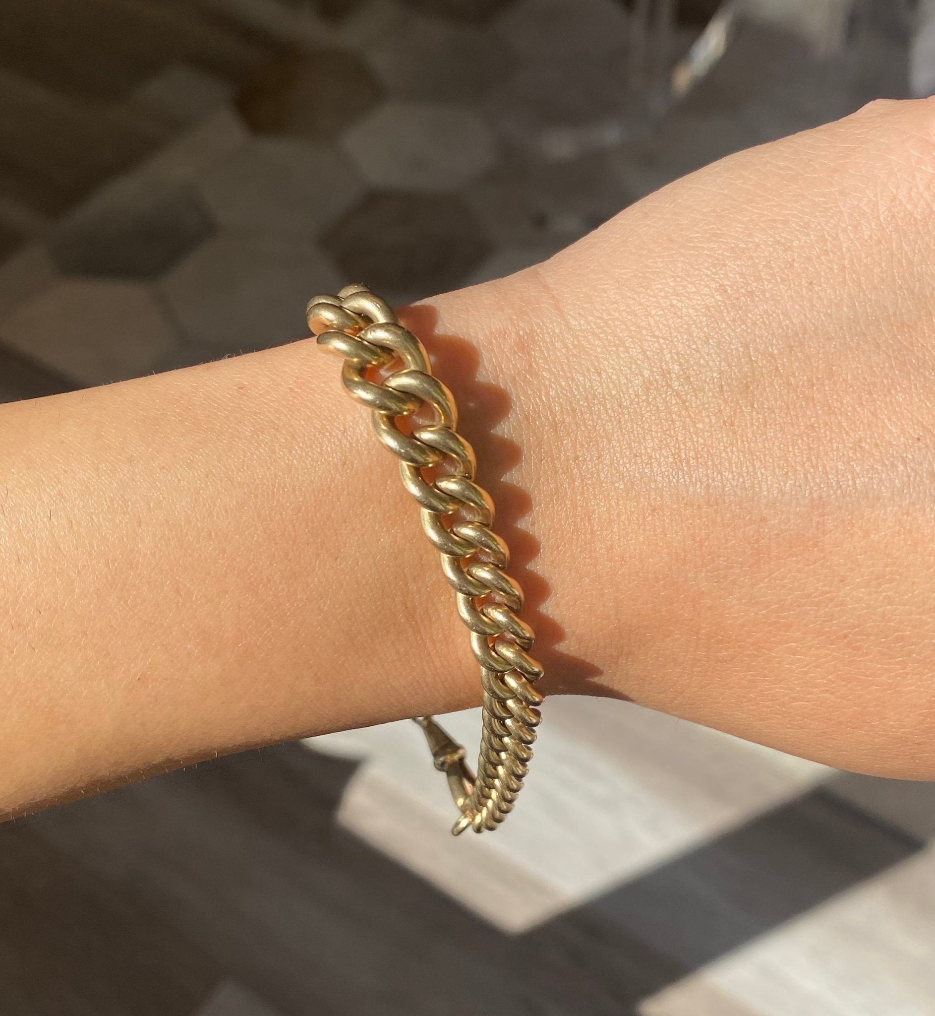 Antique Graduated Curb Link Bracelet