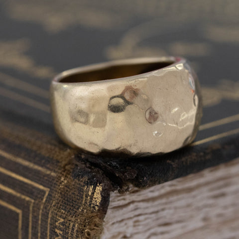 Vintage Hammered Dome Band, Italian